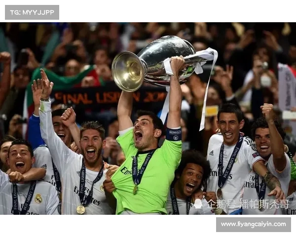 从伤病阴影到锋线核心捷克前锋希季尔的重生与应对策略解析